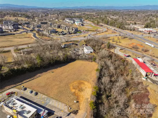 Weaverville, NC 28787,99999 Gill RD