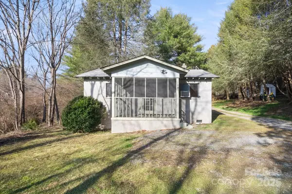 176 McKinney RD, Brevard, NC 28712