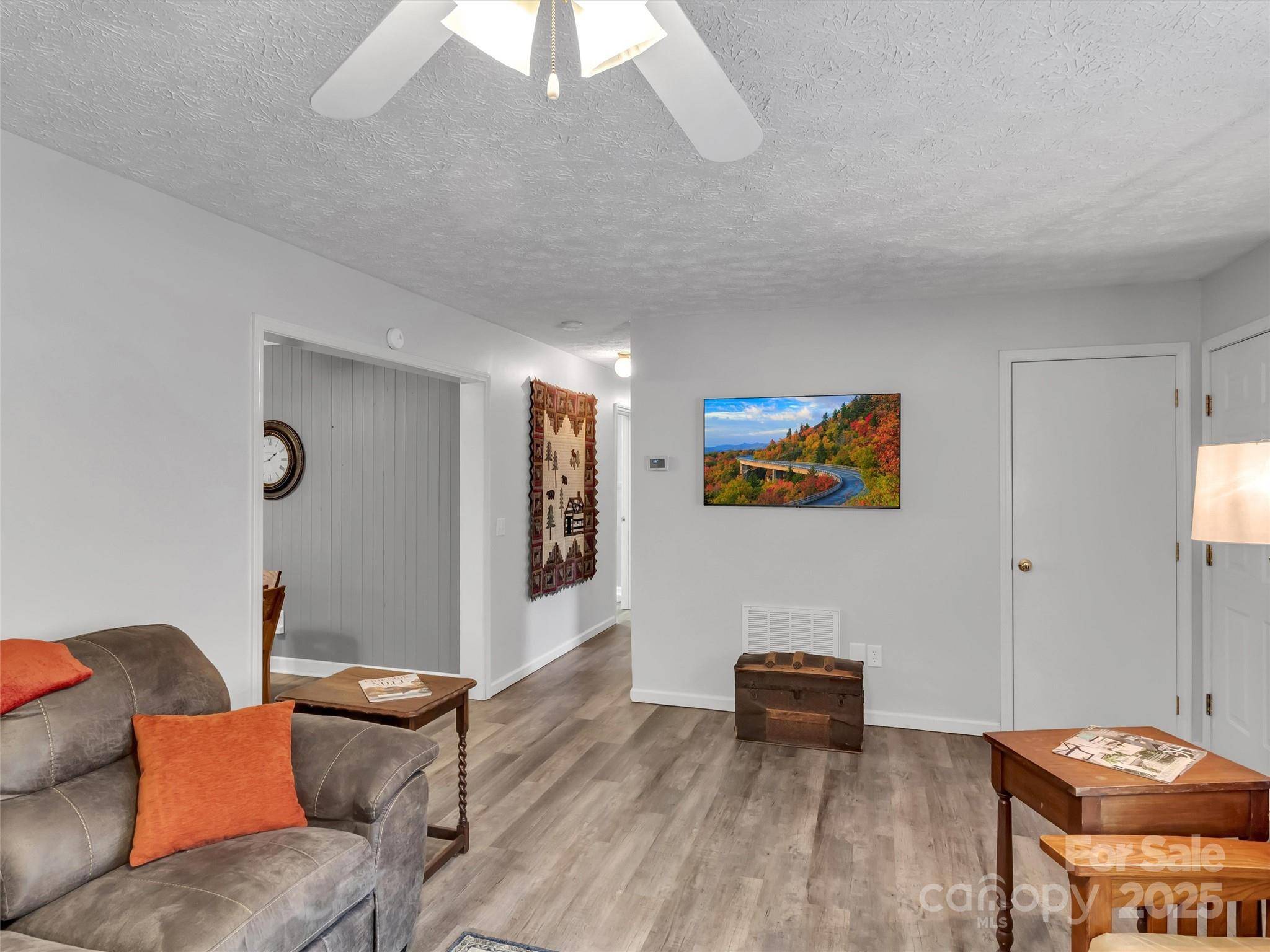 Waynesville, NC 28785,330 Sleepy Hollow DR