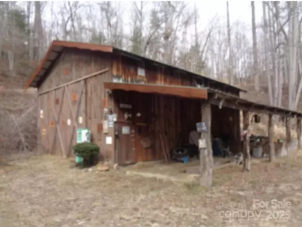 Fletcher, NC 28732,19 Vicki Ambrose DR