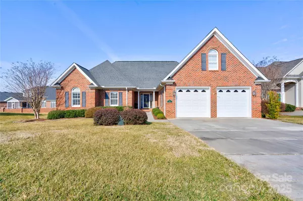 104 Plantation CT,  Shelby,  NC 28150