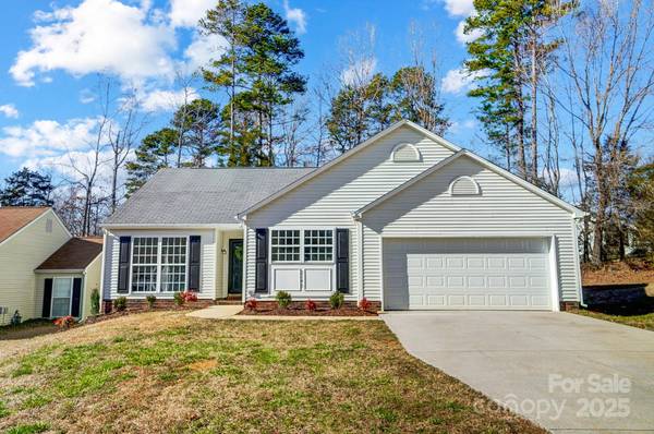 2146 Mallard Green PL, Charlotte, NC 28262