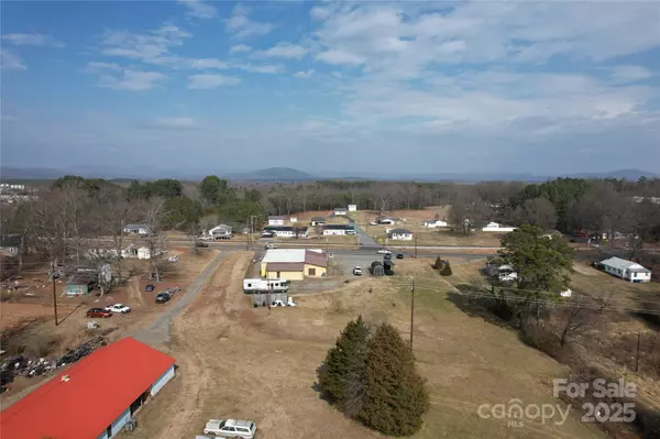 Hiddenite, NC 28636,3750 Nc Hwy 90 HWY E