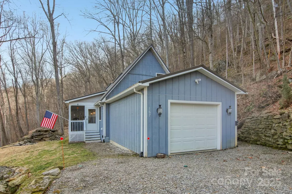 Waynesville, NC 28785,167 Treetop LN