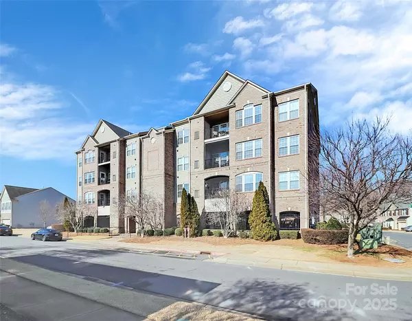 6006 Union Pacific AVE #2B, Charlotte, NC 28210