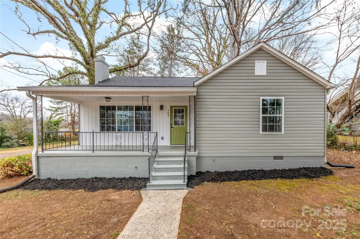 Statesville, NC 28677,723 Wood ST
