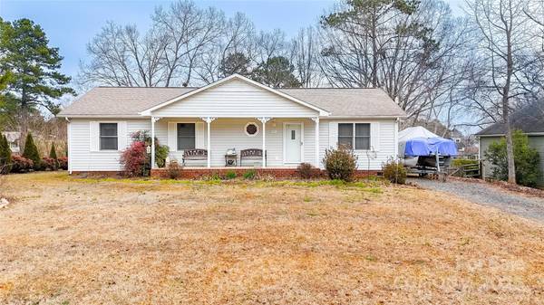 Norwood, NC 28128,431 Island Cove RD #86