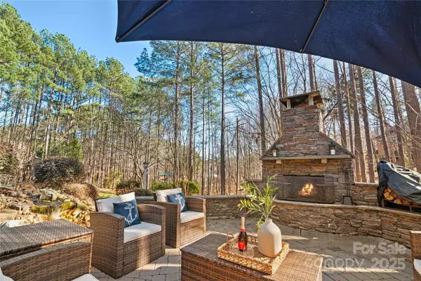 Sherrills Ford, NC 28673,9135 Fair Oak DR