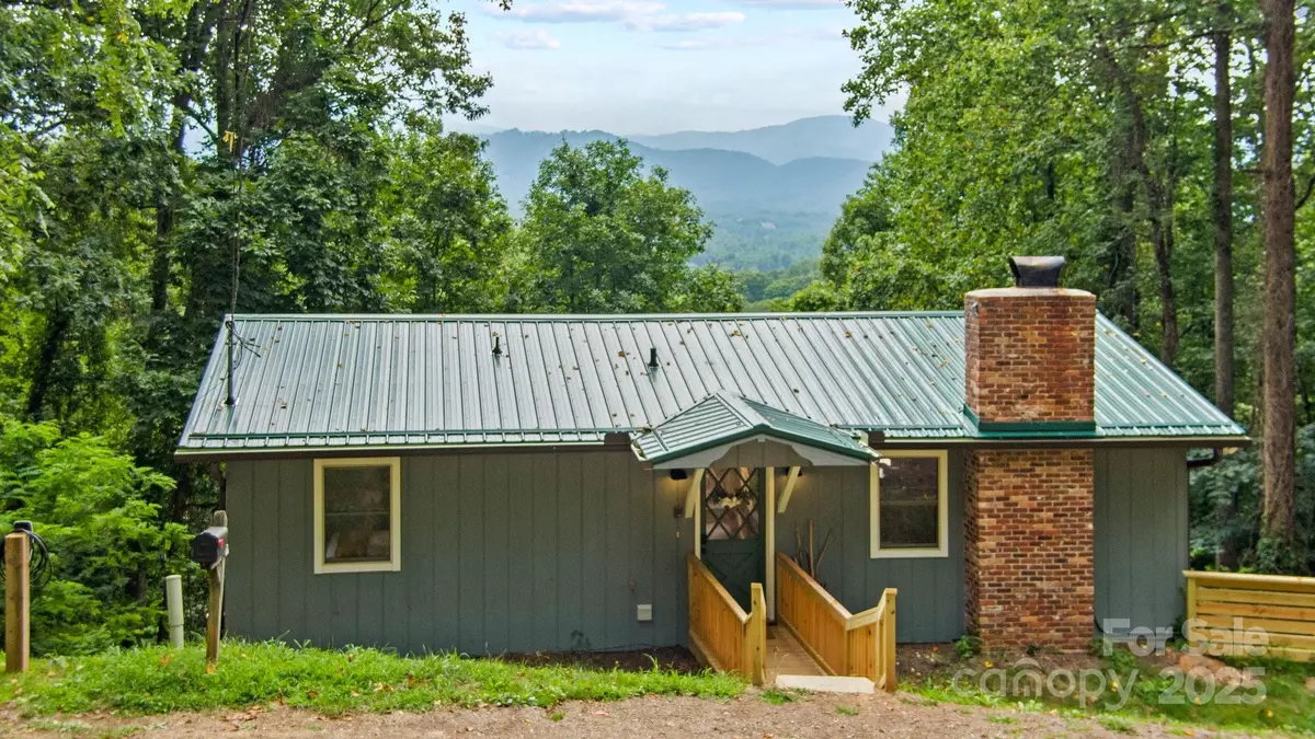 Arden, NC 28704,144 Laurel RD