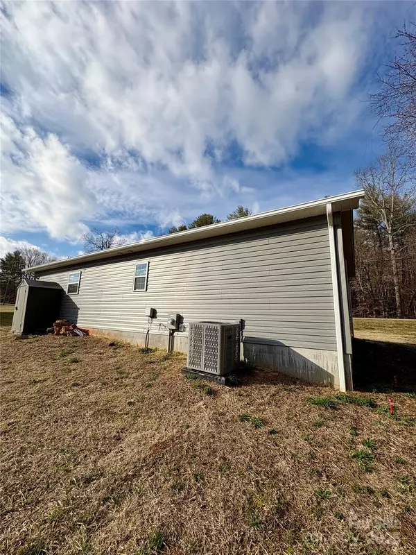 Lenoir, NC 28645,3719 Calico RD