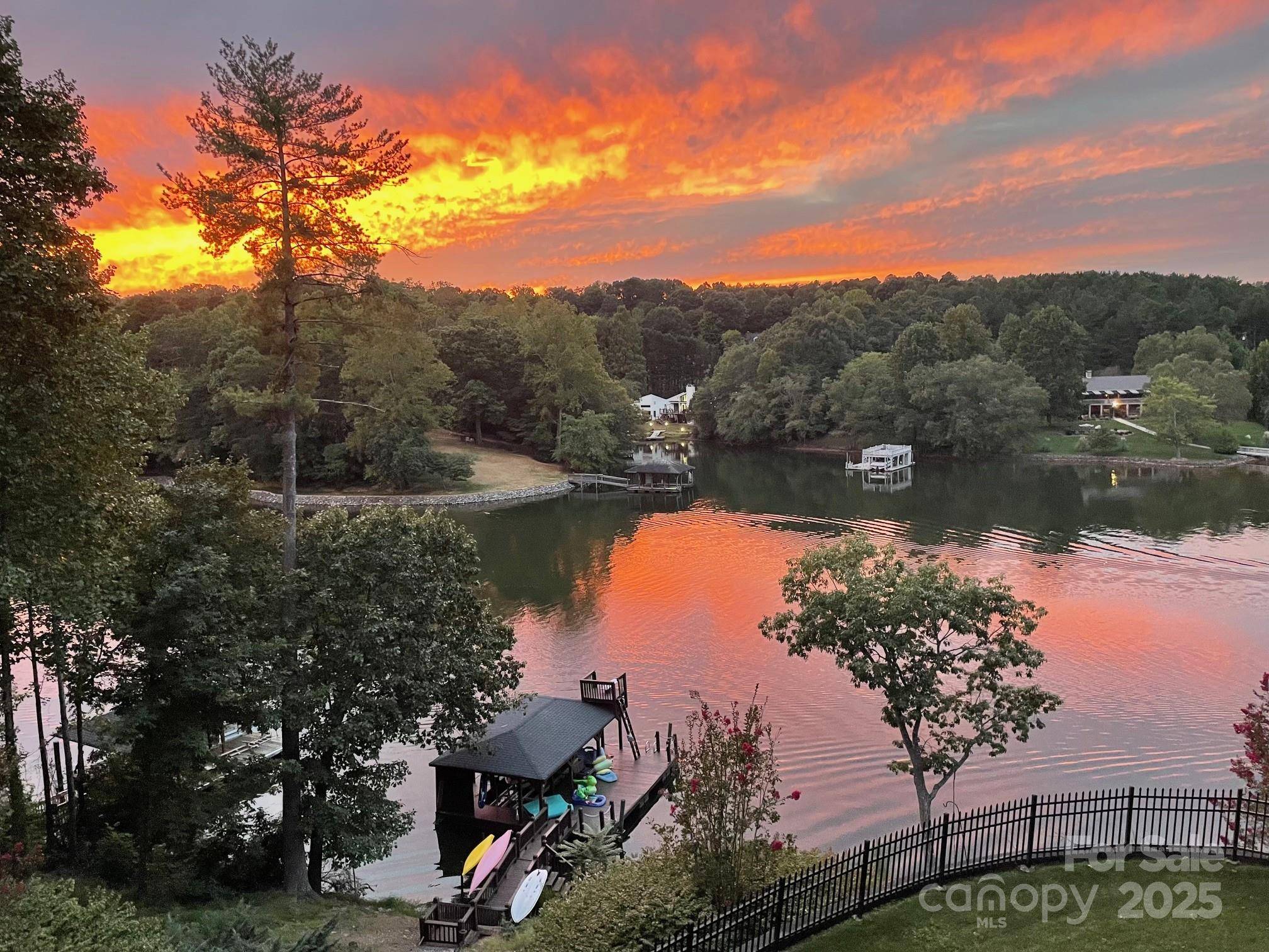 649 46th Avenue DR NE, Hickory, NC 28601