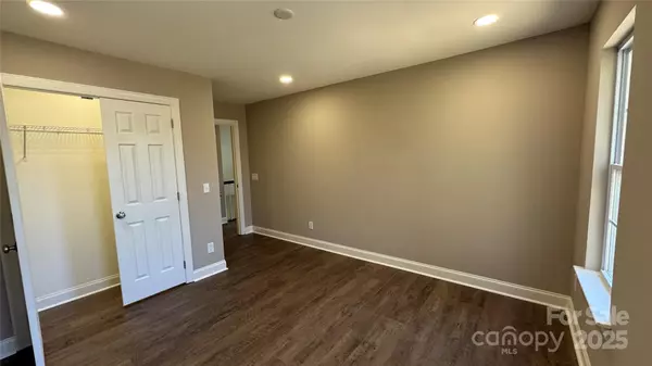 Charlotte, NC 28277,8703 Ellington Park DR
