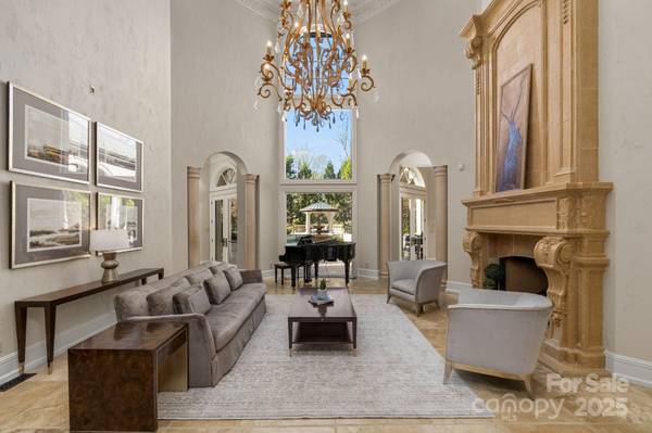 Winston Salem, NC 27104,2725 Windsor RD