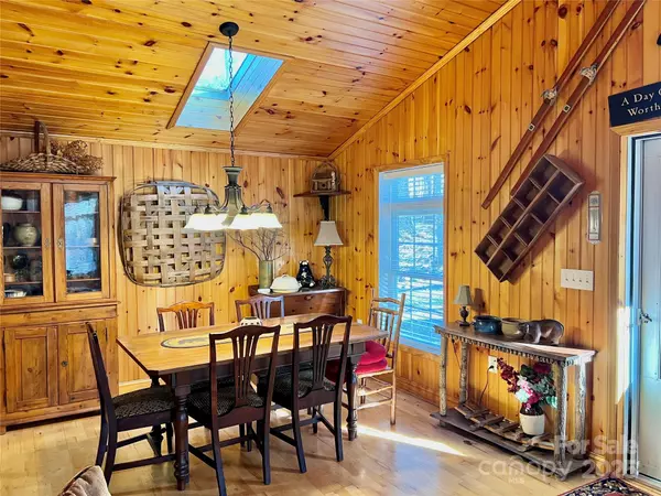 Todd, NC 28684,305 Laurel Mountain Estates DR
