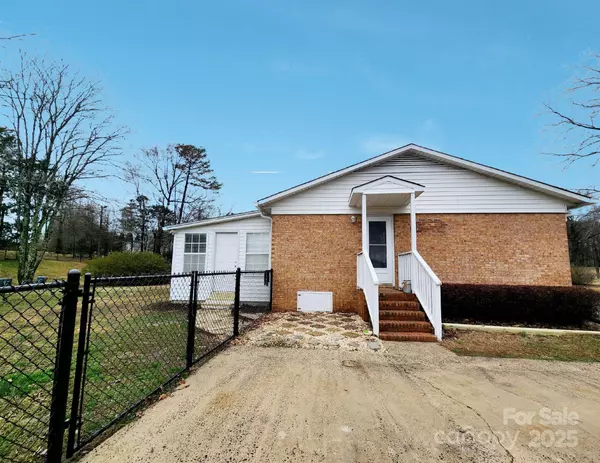 Gastonia, NC 28056,114 Eller RD