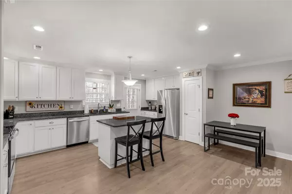 3041 Mulberry LN, Lancaster, SC 29720