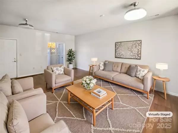 Charlotte, NC 28269,6466 Mallard View LN