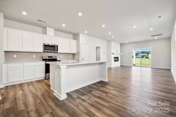 York, SC 29745,310 Bezelle AVE