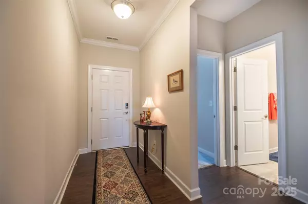 Kannapolis, NC 28081,3624 County Down AVE #5-14