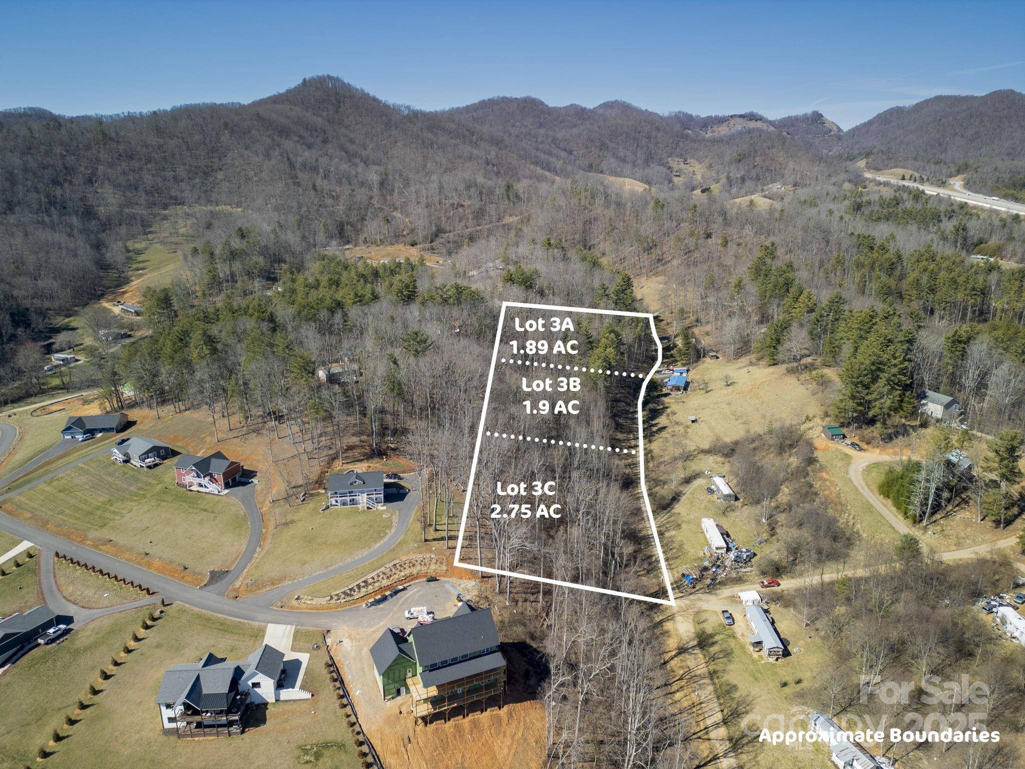 Mars Hill, NC 28754,99999 Lloyd DR #3C