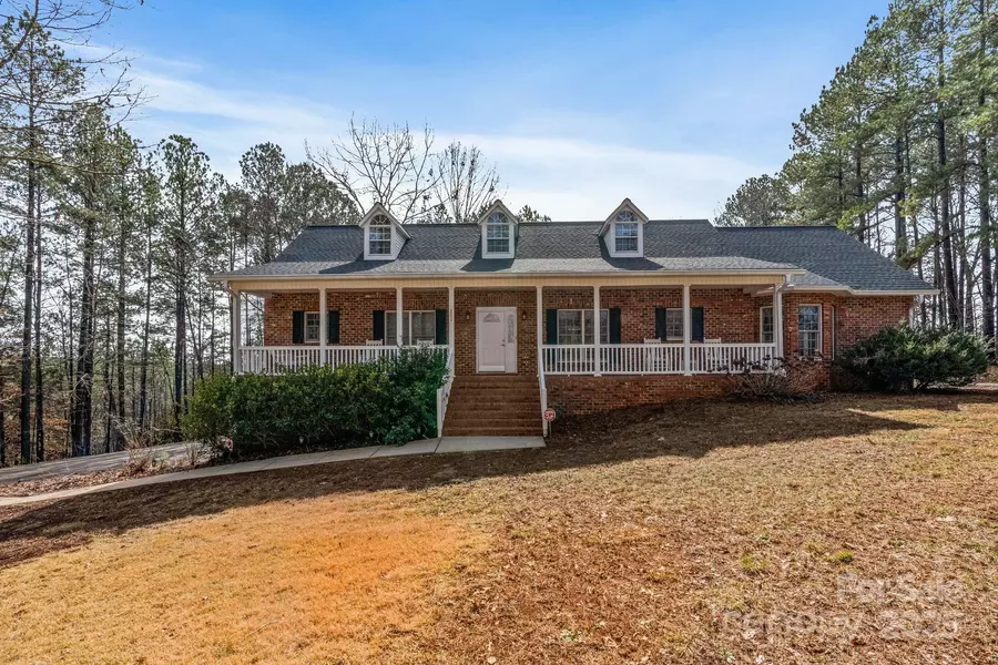 201 Olive RD, Stony Point, NC 28678