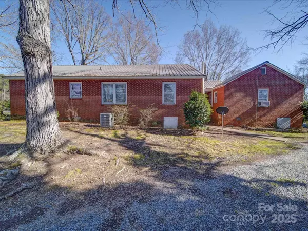 Peachland, NC 28133,342 Tucker RD