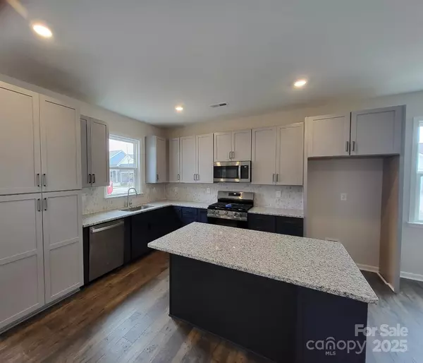 Indian Trail, NC 28079,304 Sunharvest LN