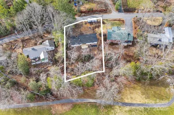 104 Fairway DR, Black Mountain, NC 28711