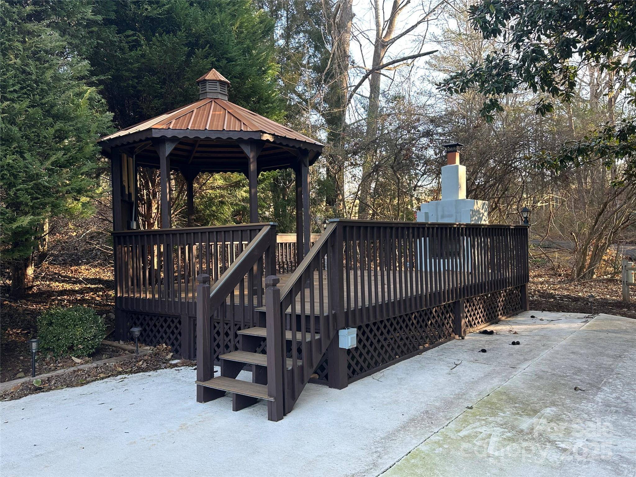 Lake Lure, NC 28746,109 Cornell CIR #109