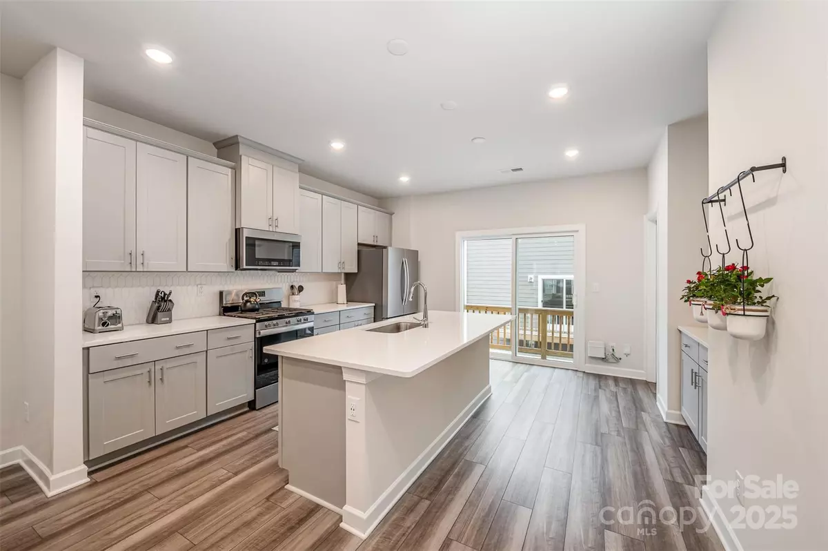 Charlotte, NC 28217,4548 Millennium AVE