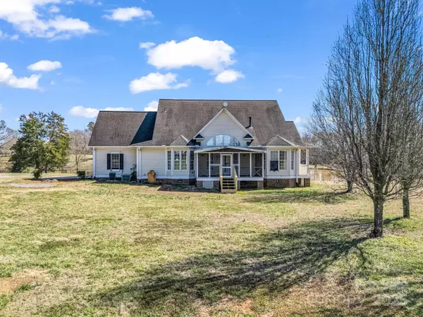 Shelby, NC 28150,107 Sunderland DR