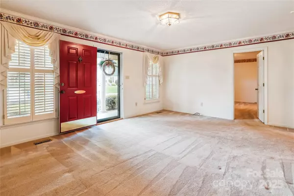 Kannapolis, NC 28081,1007 Wentworth DR