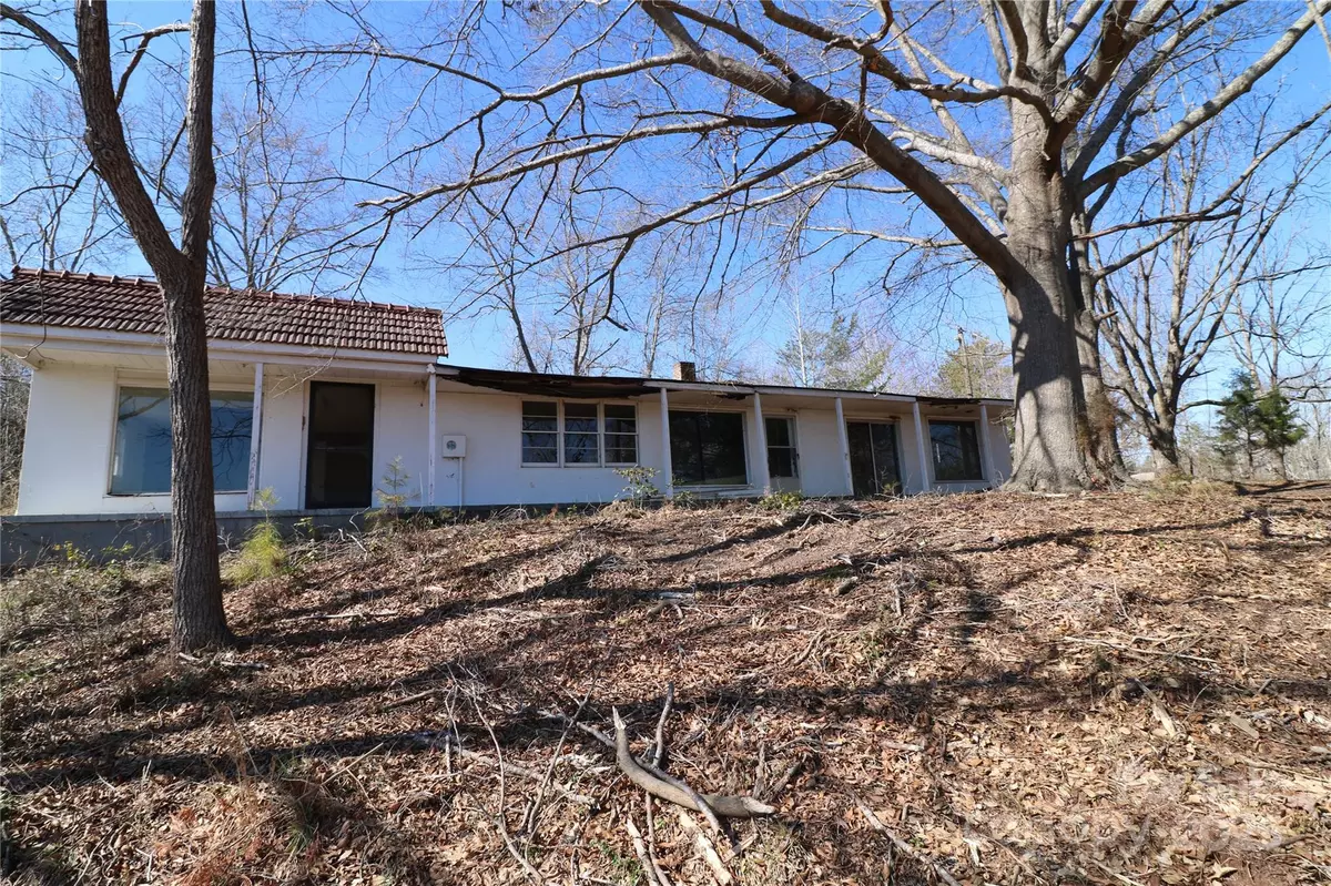 Rutherfordton, NC 28139,130 Song Sparrow CT