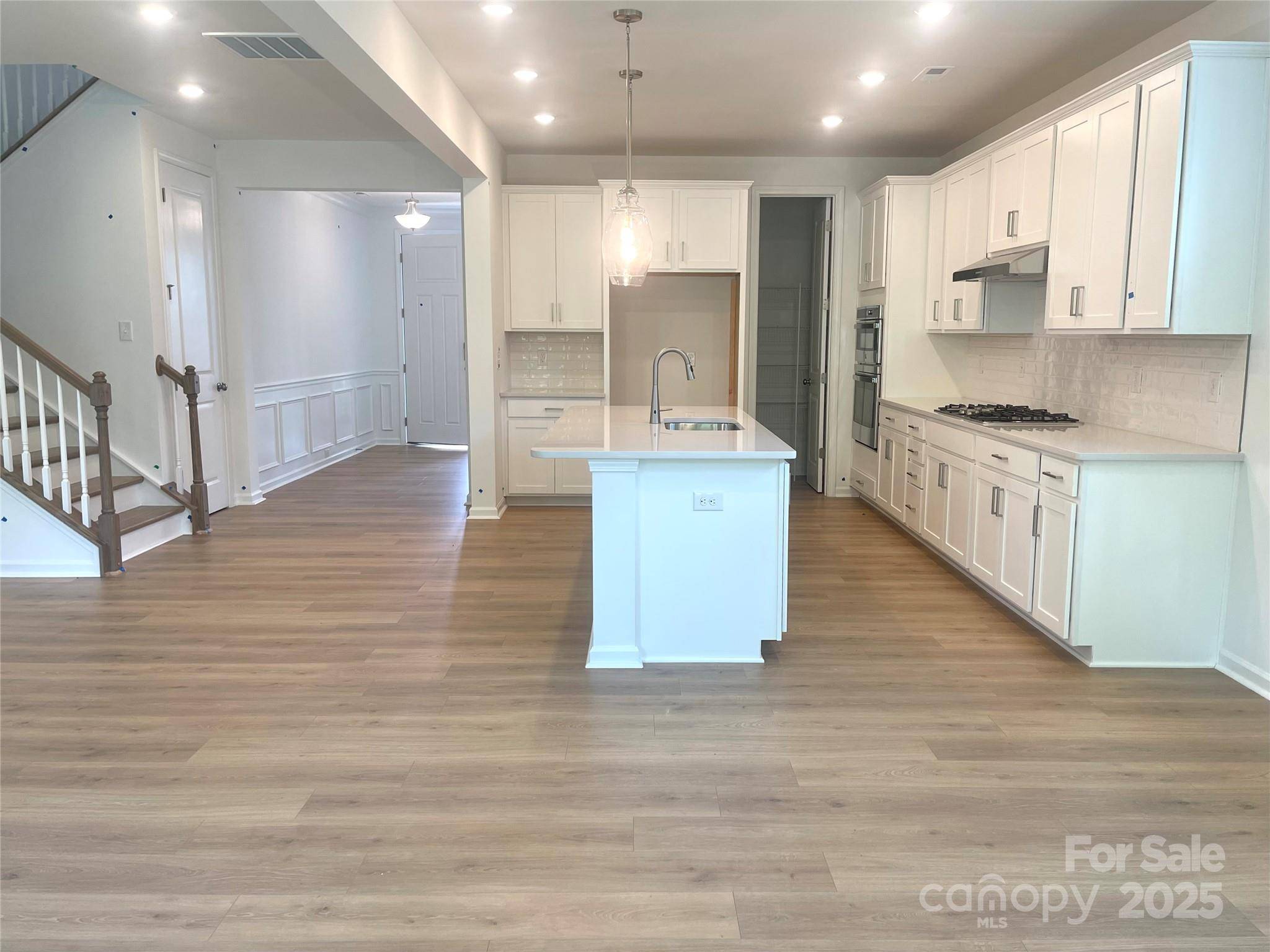 Mooresville, NC 28115,177 Glenn DR