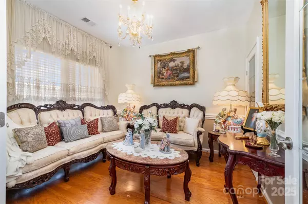 Troutman, NC 28166,148 Painted Bunting DR