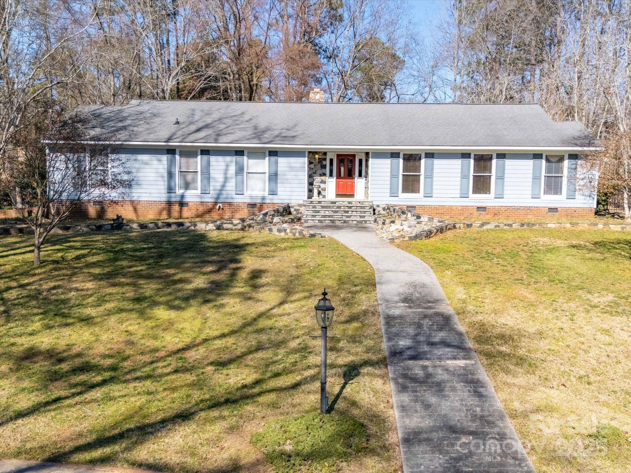 Lancaster, SC 29720,549 Briarwood LN