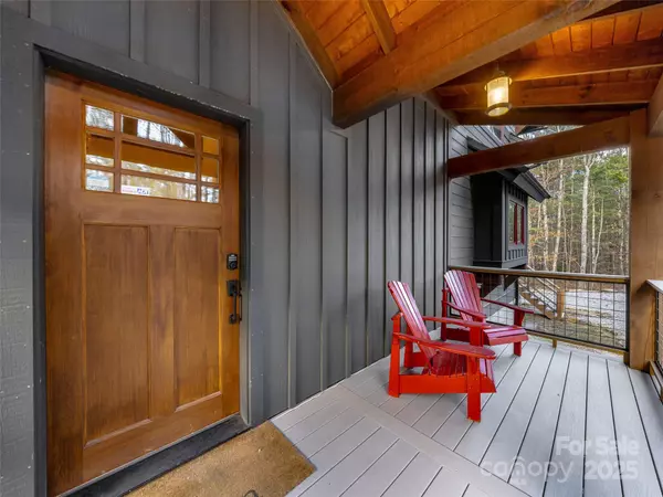 Hendersonville, NC 28739,103 Duck Hope DR