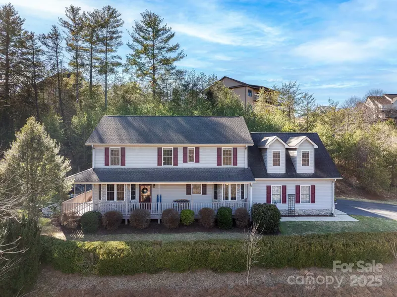 115 Jasper LN, Weaverville, NC 28787