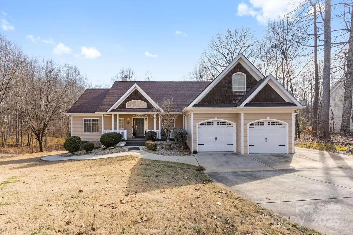 Troutman, NC 28166,153 Byers RD