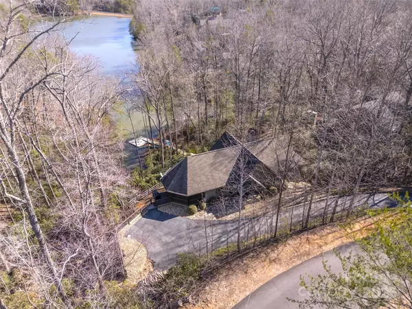 Lake Lure, NC 28746,438 Lakewood DR