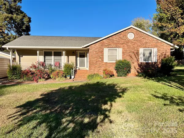 9026 Longview DR, Charlotte, NC 28214