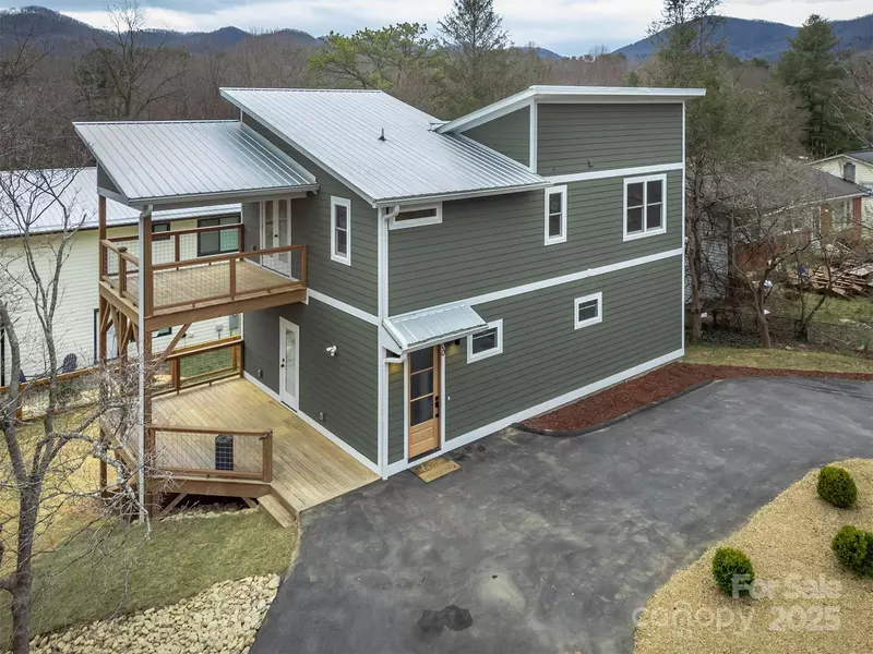 200 Stafford ST #3, Black Mountain, NC 28711