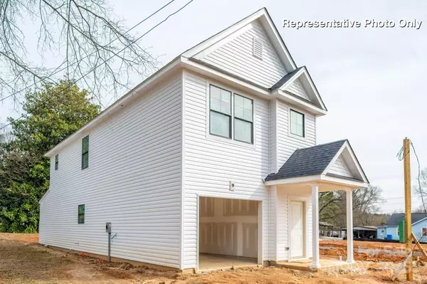 160 S Sycamore ST, Mooresville, NC 28115