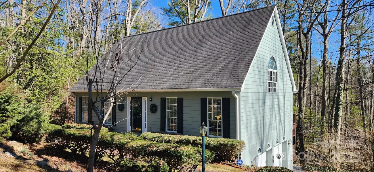 456 Mills Gap RD, Arden, NC 28704