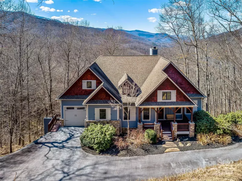 130 Cross Vine DR, Tuckasegee, NC 28783