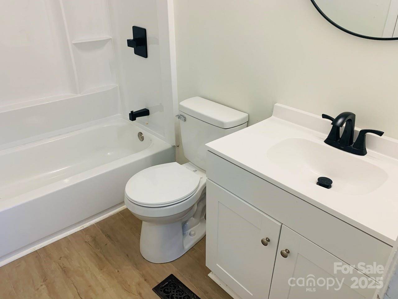Statesville, NC 28625,111 Dove CIR