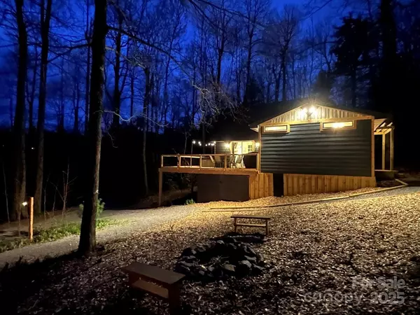 30 Rainbow Lake CIR, Black Mountain, NC 28711