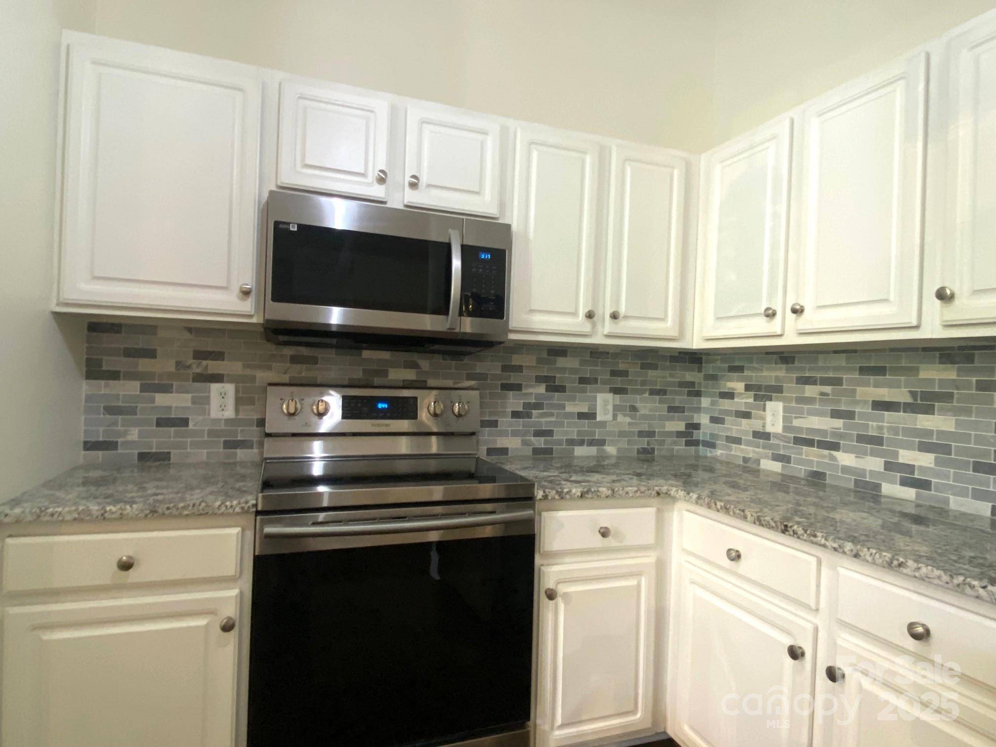 Charlotte, NC 28204,404 N Laurel AVE #28