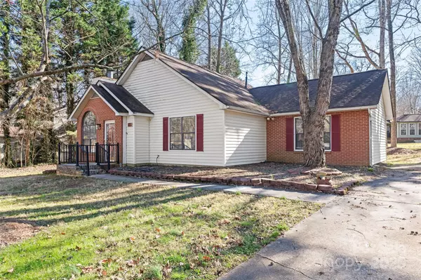Charlotte, NC 28214,5817 Rocky Mount CT