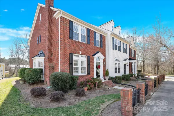 17614 Delmas DR, Cornelius, NC 28031
